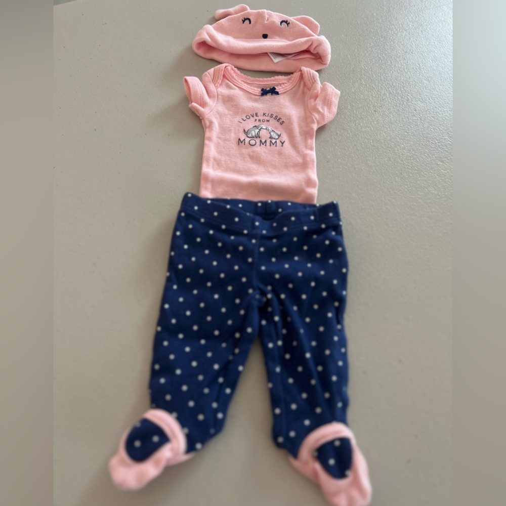 Carter’s preemie outfit with hat
